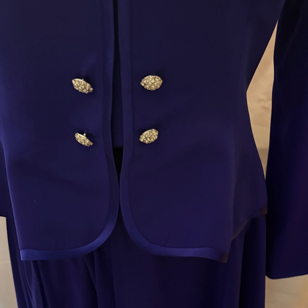 Rimini Vintage Elegant Purple Garment - Picture 3 of 5
